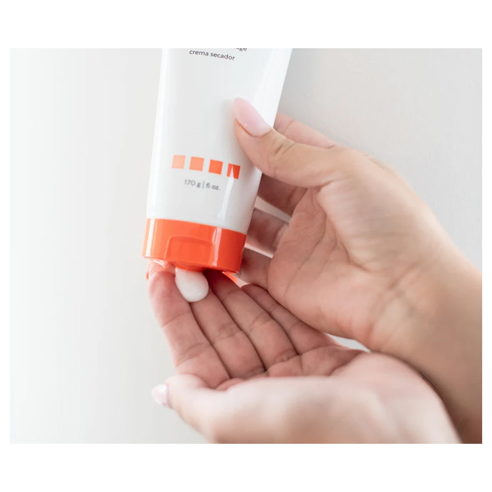 Rusk Smoothr Blow Dry Cream 170 g / 6 oz. - Replenish moisture, smooth flyaways and enhance shine