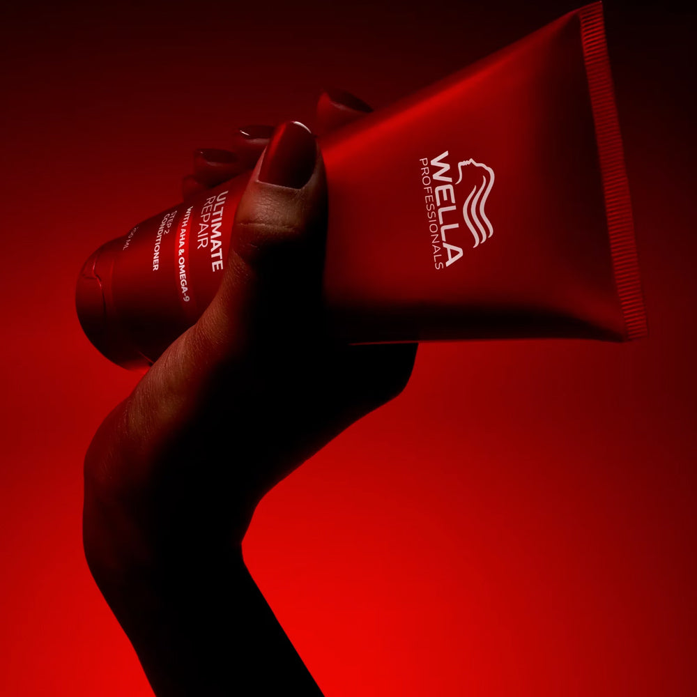 Wella Ultimate Repair Conditioner 200 mL - Step 2